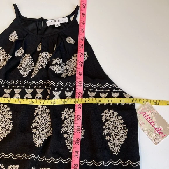 THML Black & Cream Embroidered Halter Maxi Dress NWT Women’s Size Medium - Picture 7 of 11